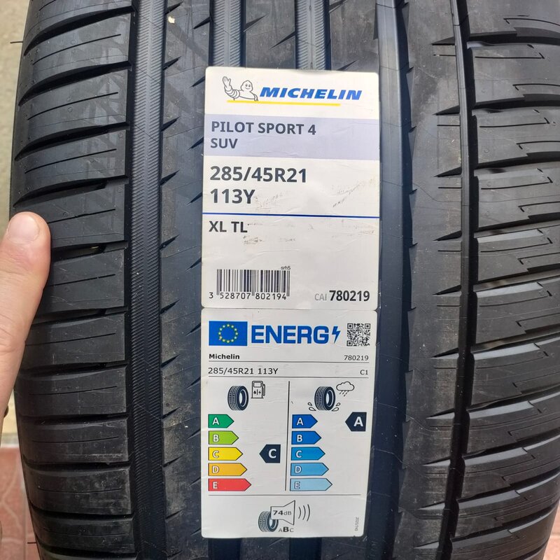 Anvelope noi 285/45 R21 113Y